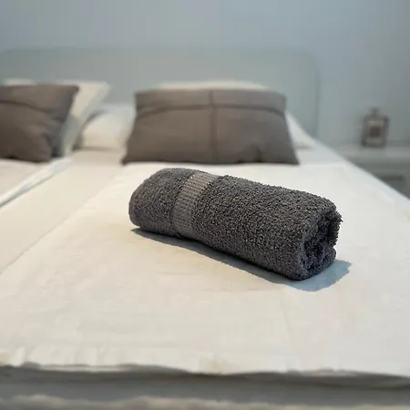 Διαμέρισμα Neue Familienwohnung Meerblick - Klima & Parkplatz *