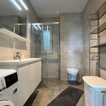 Neue Familienwohnung Meerblick - Klima & Parkplatz Διαμέρισμα *