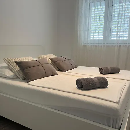 Neue Familienwohnung Meerblick - Klima & Parkplatz Διαμέρισμα *