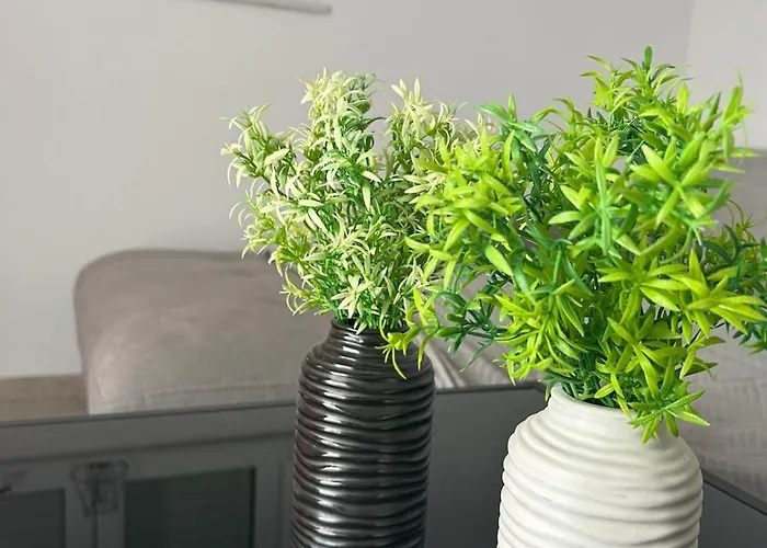 Neue Familienwohnung Meerblick - Klima & Parkplatz Макарска